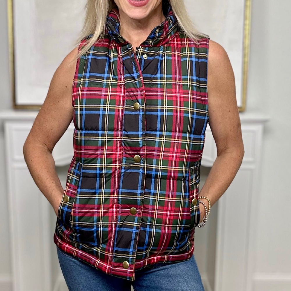 New with tags. Gretchen Scott tartan plaid Stewart puffer vest. Gold buttons